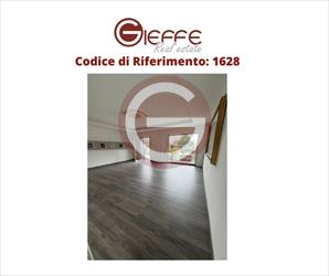 Locale commerciale in affitto a Taurianova  semicentrale